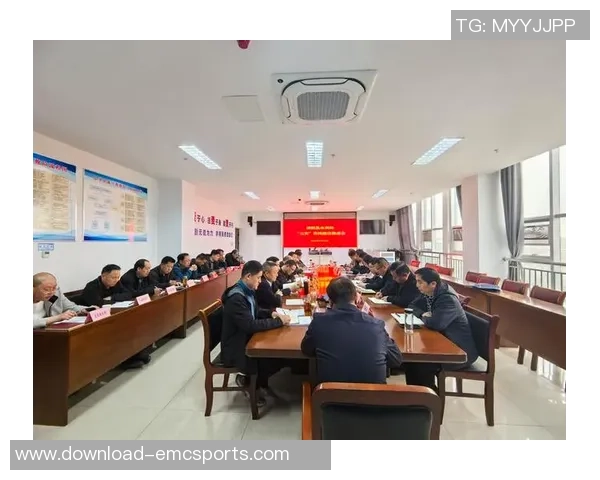 赛后复盘：广州篮球队与北京篮球队的团队协作分析与精彩瞬间回顾